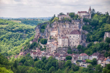 Rocamadour, village clinging to the rock and places of pilgrimage in the Lot in Occitanie, France.のeditorial素材