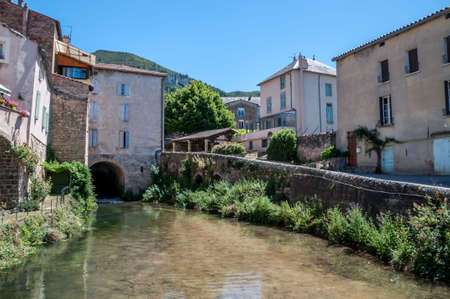 Creissels, medieval village at the foot of the cliffs of the Causse du Larzac in Aveyron.のeditorial素材
