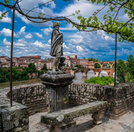 Albi, historic town of Tarn in Occitanie, France.のeditorial素材
