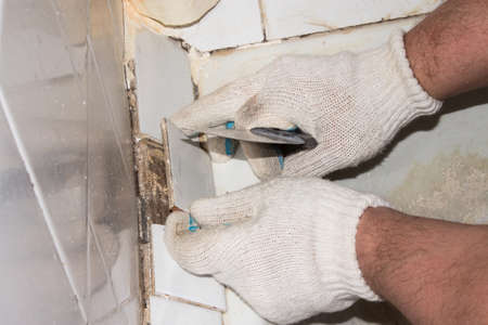 Restoration of the bath.Preparation of the bath for enameling.の写真素材