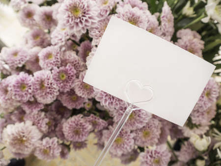 blank white card with flower in flower shopの写真素材