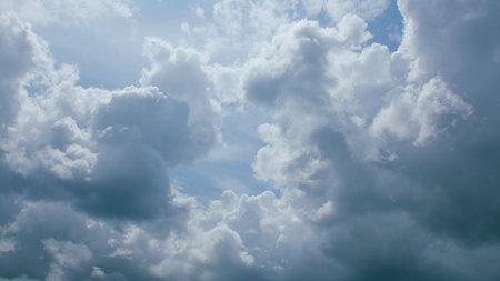Dynamic Cloudscapes Captured in Stunning Detail with Extraordinary Visual Depth and Beauty