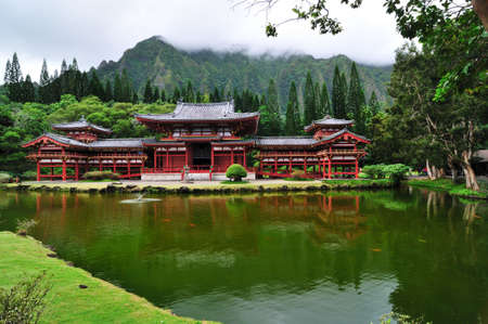 Japanese Temple at the Valley of Temple in Oahuの写真素材