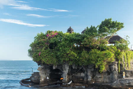 Pura Tanah lot temple, Bali island, Indonesia.の写真素材