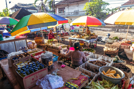 BALI, INDONESIA - FEBRUARY 21, 2019: Traditional balinese morning market in Ubud.のeditorial素材