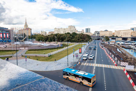 MOSCOW, RUSSIA - JULY 27, 2020: Berezhkovskaya embankment, view from the bridge. Beautiful view.の写真素材