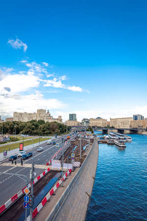 MOSCOW, RUSSIA - JULY 27, 2020: Berezhkovskaya embankment, view from the bridge. Beautiful view.の写真素材