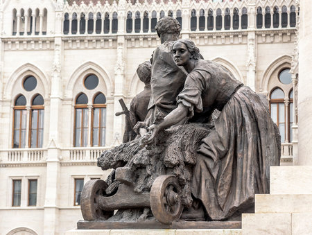 BUDAPEST, SEPTEMBER 17: Monument for Istvan Tisza on September 17, 2016 in Budapest, Hungary. Count Istvan Tisza was an outstanding Prime Minister of Hungary in the 20th century.のeditorial素材