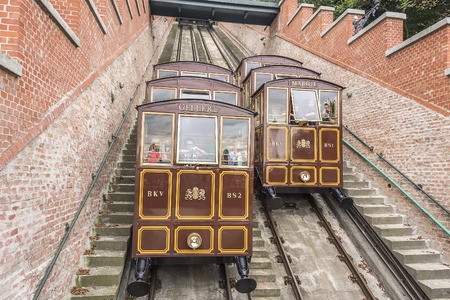 BUDAPEST, SEPTEMBER 18: Modular cabins cable car on Castle Hill on September 18, 2016 in Budapest, Hungary.のeditorial素材