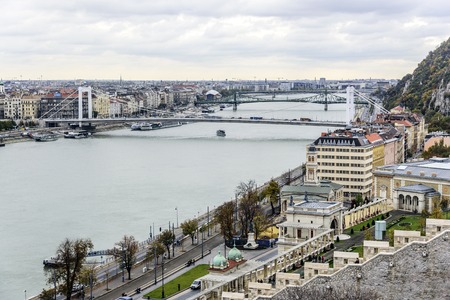 Panoramic view of the old town and the Danube River in autumn in Budapest, Hungary.のeditorial素材
