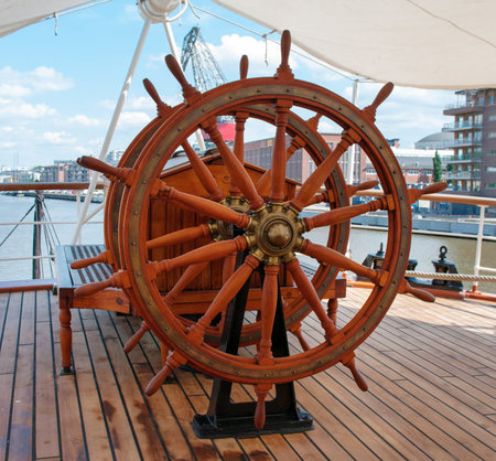 Steering wheel of the ship 