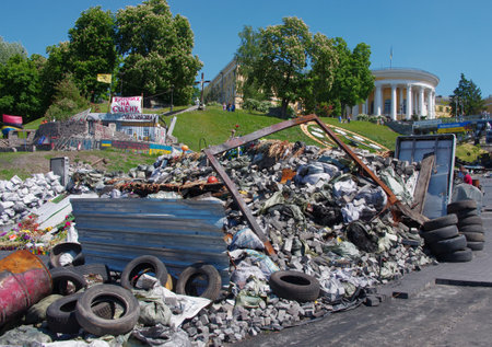 KIEV (KYIV), UKRAINE - MAY 11, 2014: Kiev downtown, on Maydan Nezalejnosti, Ukraine.のeditorial素材
