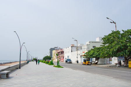 PONDICHERRY, INDIA-OCT 12: People on the waterfront  in Pondicherry, India on October 12, 2014 .のeditorial素材