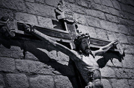 TAULL, SPAIN - JULY 18, 2014: Interior church of Santa Maria de Taull, Vall de Boi,  Alta Ribagorca.のeditorial素材