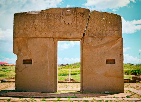 Gate of the sun , kalasasaya temple ,Tiwanaku. Ruins in Bolivia, Pre-Columbian archaeological site.の写真素材