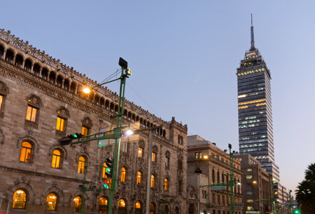 Mexico City, Mexico - November 28, 2016: View of Torre Latinoamericana ( Latin-American Tower) in Mexico City.のeditorial素材