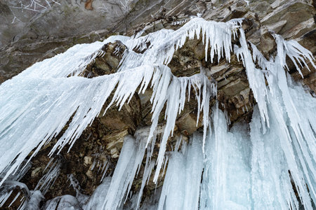 Frozen Awosting Falls, massive icicles hang from the cliffs in Minnewaska State Park in Upstate New York. USAの写真素材