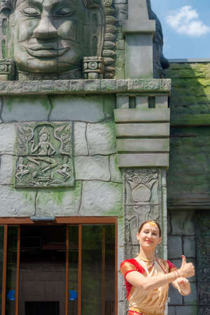 SZEGED, HUNGARY - MAY 26. 2019 - Performance of the Kala Sangam Dance group in Bharatanatyam style at Szeged Zooのeditorial素材