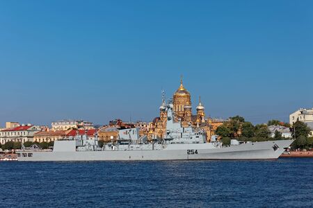 SAINT-PETERSBURG, RUSSIA - JULY 29, 2018: Warships and combat aircraft parade on the Neva river. Day of the Russian Navyのeditorial素材