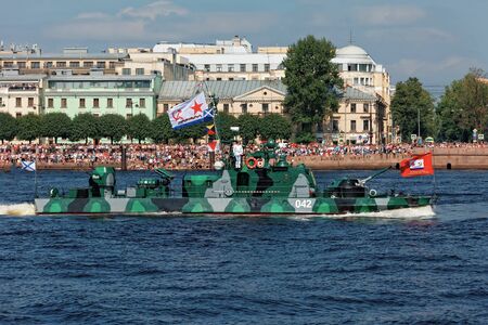 SAINT-PETERSBURG, RUSSIA - JULY 29, 2018: Warships and combat aircraft parade on the Neva river. Day of the Russian Navyのeditorial素材