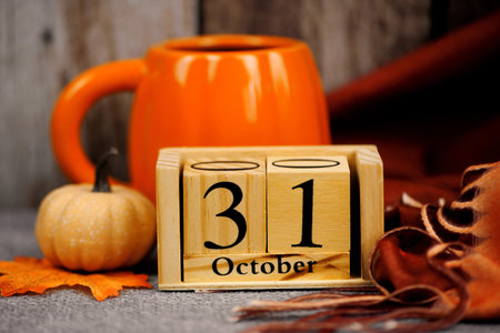 Halloween calendar date 31st October with pumpkin and ghost. High quality photoの写真素材