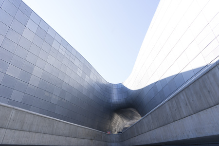 Dongdaemun Design Plaza (DDP) in Seoul, South Koreaのeditorial素材