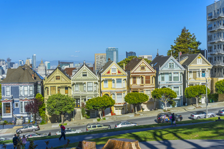 Colorful facade of Seven Sisters at Alamos Square in San Francisco, CAのeditorial素材