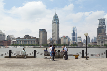 View of the Bund on summer day in Shanghai,Chinaのeditorial素材