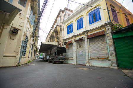 Old Alley of Talad Noi, one of the oldest neighbourhoods in Bangkok, Thailand.のeditorial素材