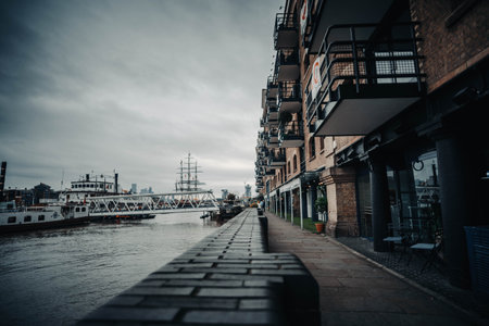 Footpath in Shad Thames next to River Thames in London, UK, landscape shotの写真素材