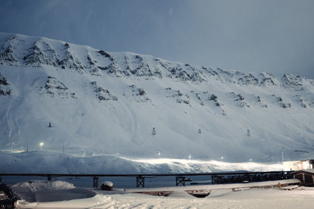 Snowy landscape in Longyearbyen, Svalbardの写真素材