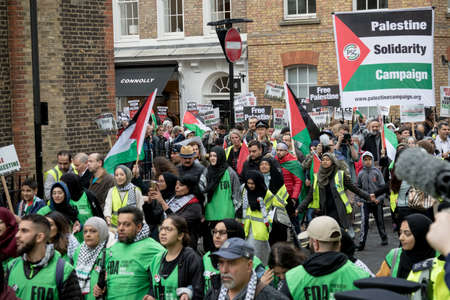 4th November 2017, London, United Kingdom:-Pro Palestine demonstrators march through London against the Balfour declaration of 1917 and the on going Israeli occupationのeditorial素材