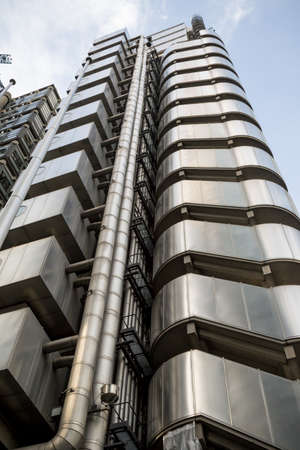 London, United Kingdom - October 30th, 2017:- The Lloyds of London insurance buildingのeditorial素材