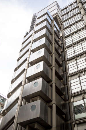 London, United Kingdom - October 30th, 2017:- The Lloyds of London insurance buildingのeditorial素材