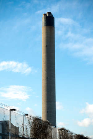 Dartford, 19th January 2018:-The Chimney at Littlebrook Power station Kent. The station was decommissioned in 2015のeditorial素材