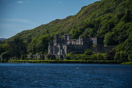 Kylemore Abbey from behind the lake, Connemara, Galway, Republic of Ireland, wild atlantic wayのeditorial素材