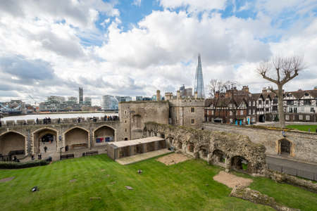 London Skyline with skysrapers, blue backgroungのeditorial素材