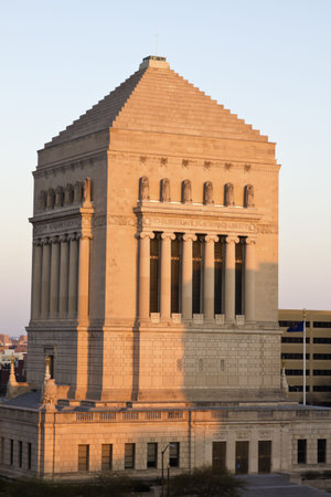 Indiana World War Memorial in Indianapolis during sunriseの写真素材