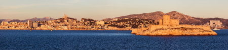 Marseille panorama from Frioul archipelago seen at sunrise. Marseille, Provence-Alpes-Cote d'Azur, France.のeditorial素材