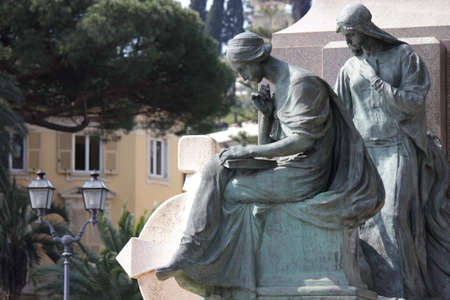 Statuesの写真素材