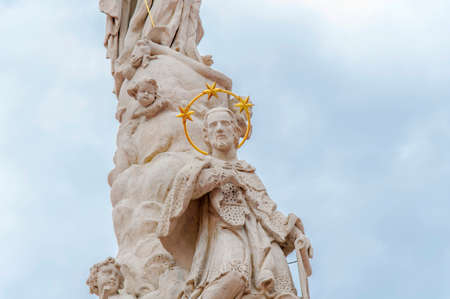 TIMISOARA, ROMANIA - 15 OCTOBER 2016 Statue from 1756 in Liberty Square in Timisoaraのeditorial素材