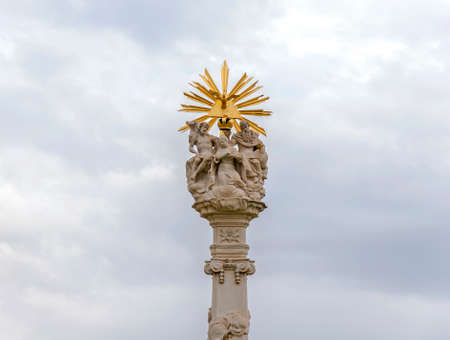 TIMISOARA, ROMANIA - 15 OCTOBER, 2016 Detail of the Holy Trinity Statue at Union squareのeditorial素材