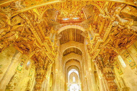 Braga, Portugal - August 12, 2017: beautilful organ and ceiling of main nave in carved wood of Braga Cathedral in Baroque style. Se de Braga is the oldest cathedral in Portugal, Europe.のeditorial素材