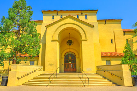 Palo Alto, CA, United States - August 13, 2018: Stanford Memorial Auditorium. Stanford University is one of the worlds leading teaching and research institutions.Silicon Valley San Francisco Bay Areaのeditorial素材