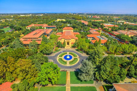 Palo Alto, California, United States - August 13, 2018: aerial view of the fountain and Memorial Auditorium of Stanford University Campus seen from Hoover Tower Observatory. Summer season.のeditorial素材