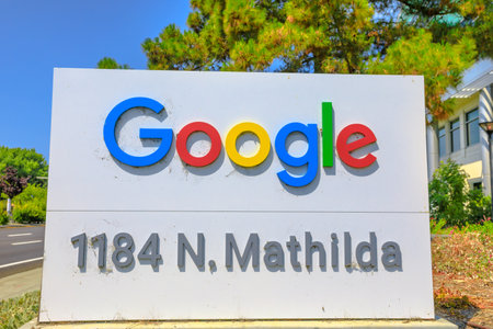 Sunnyvale, CA, USA - August 12, 2018: Google Signs of new buildings in Sunnyvale, 1184 N Mathilda Ave, Silicon Valley. It is estimated that 3,000 employees will go to work hereのeditorial素材