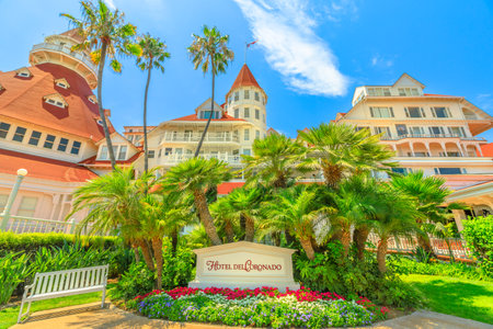 San Diego, California, United States - August 1, 2018: entrance of Hotel del Coronado in 1888, a historic beachfront hotel in Coronado Island. The wooden Victorian resort is National Historic Landmarkのeditorial素材