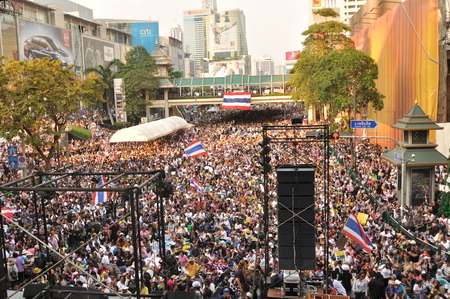 Bangkok/Thailand - 01 13 2014 The Yellow Shirts block Ratchaprasong as part of 'Shutdown Bangkok' operation.のeditorial素材