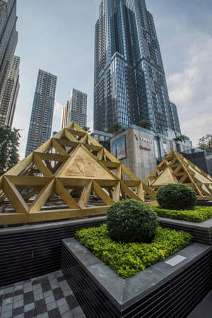 Landmark 81 skyscraper viewed from the street in Ho Chi Minh City, Vietnamのeditorial素材