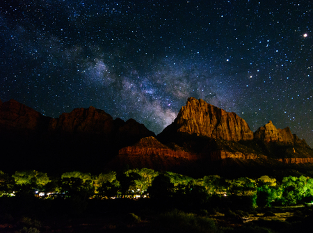 Milky Way over Zion National Parkの写真素材